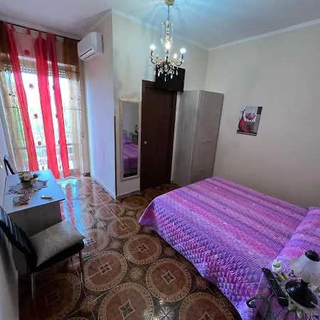 לינה וארוחת בוקר Empira Lamezia Terme *