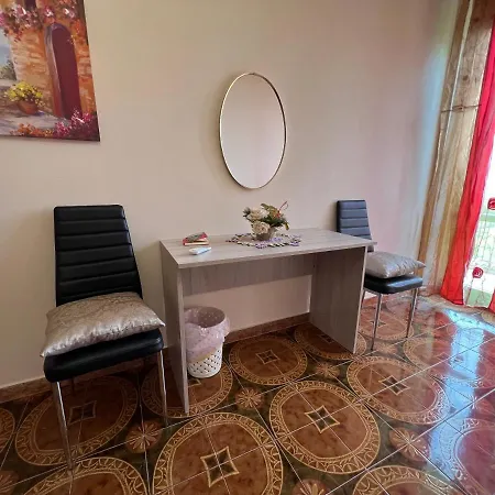 Empira Lamezia Terme Alojamento de Acomodação e Pequeno-almoço *