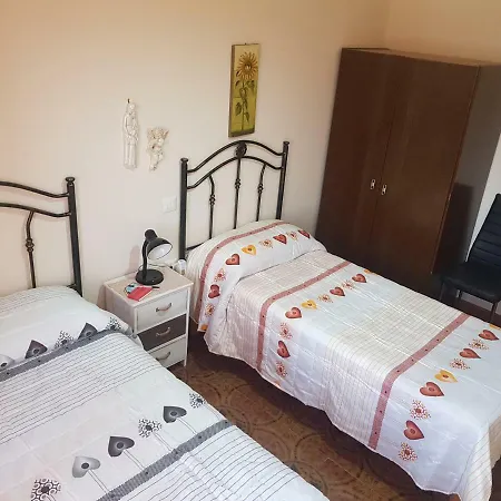 Empira Lamezia Terme Alojamento de Acomodação e Pequeno-almoço *