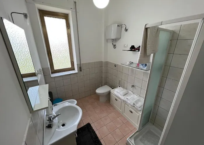 Alojamento de Acomodação e Pequeno-almoço Empira Lamezia Terme Sambiase